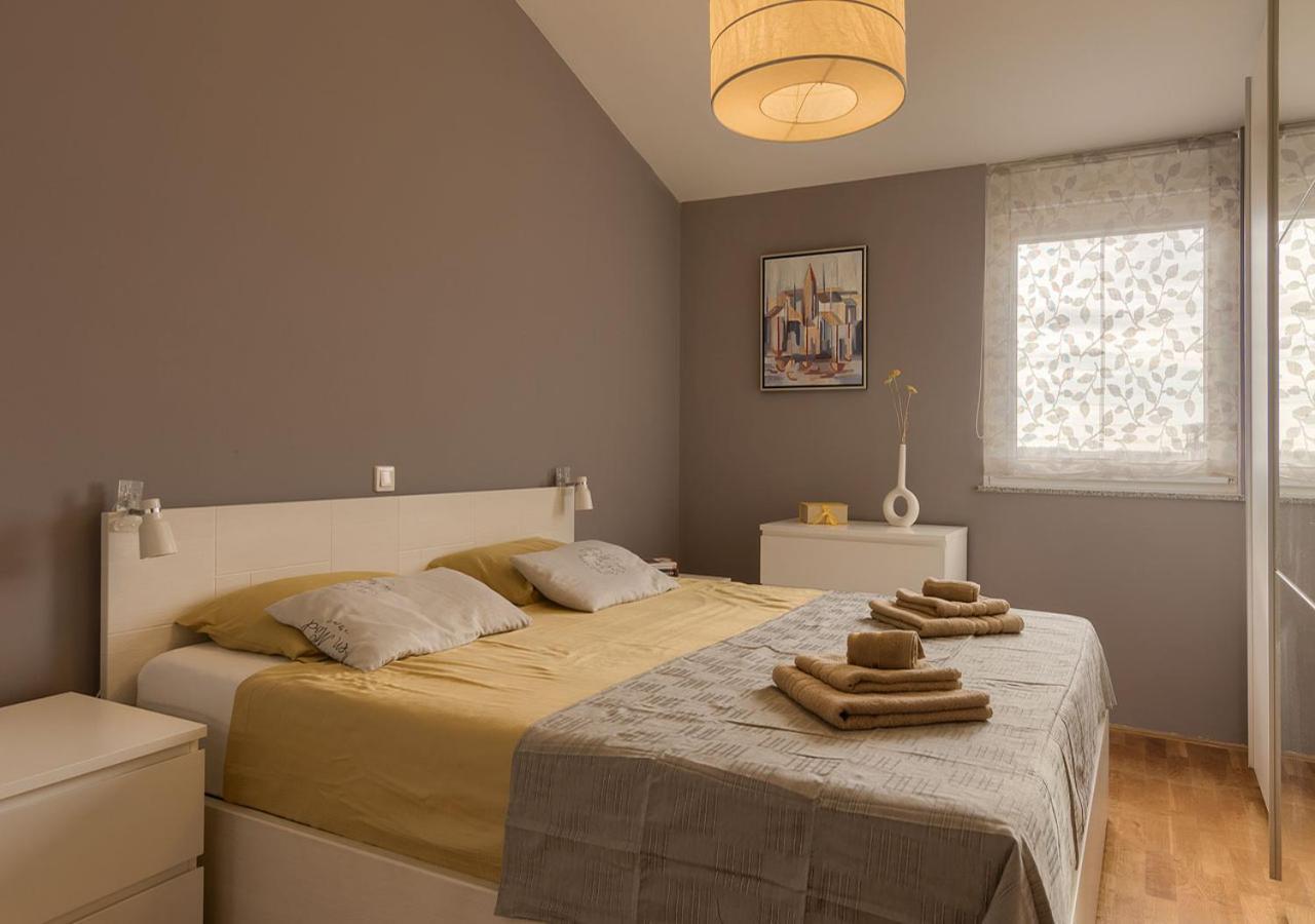 Apartment Leki - Newly Renovated, Modern City Spot PUY Exterior foto